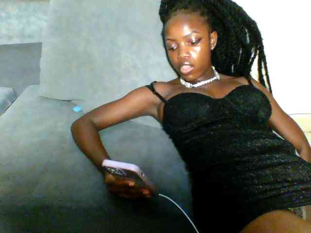 Pinkypetite Pinkypetite