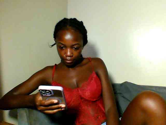 Pinkypetite Pinkypetite