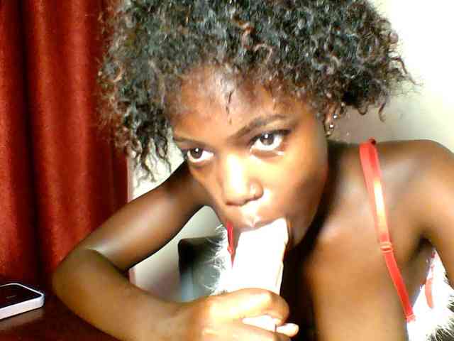 Pinkypetite Pinkypetite