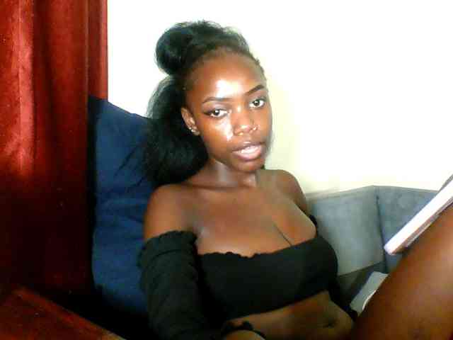 Pinkypetite Pinkypetite