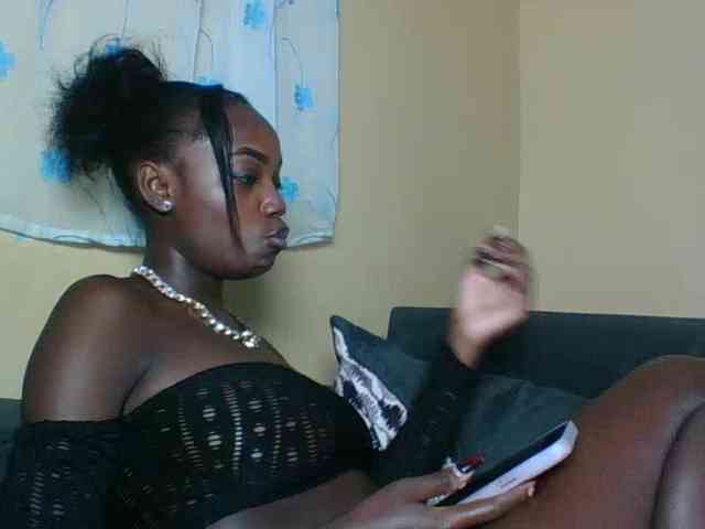 Pinkypetite Pinkypetite