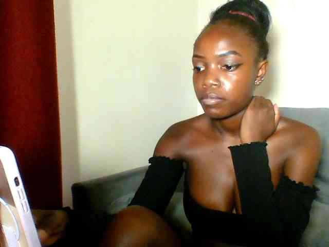 Pinkypetite Pinkypetite