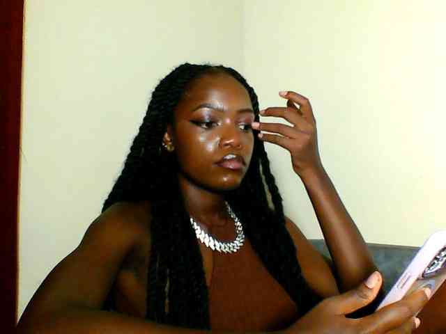 Pinkypetite Pinkypetite