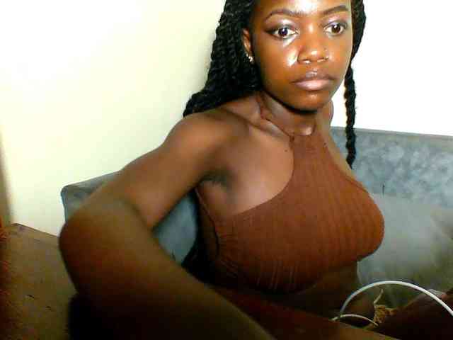 Pinkypetite Pinkypetite