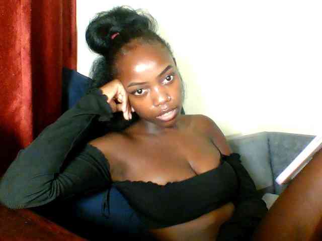 Pinkypetite Pinkypetite