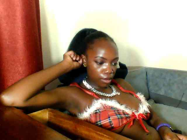 Pinkypetite Pinkypetite