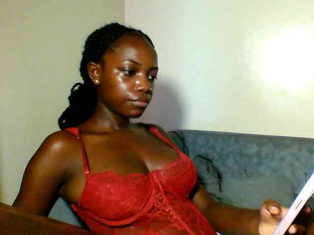 Pinkypetite Pinkypetite