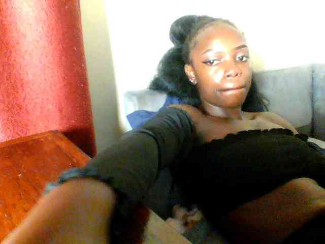 Pinkypetite Pinkypetite