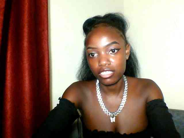 Pinkypetite Pinkypetite