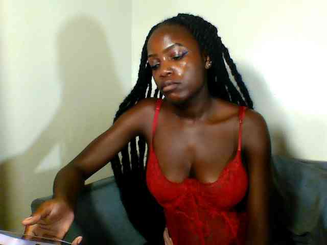 Pinkypetite Pinkypetite