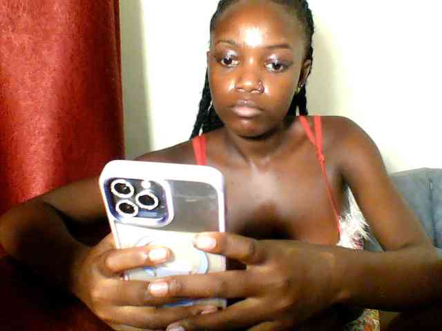 Pinkypetite Pinkypetite