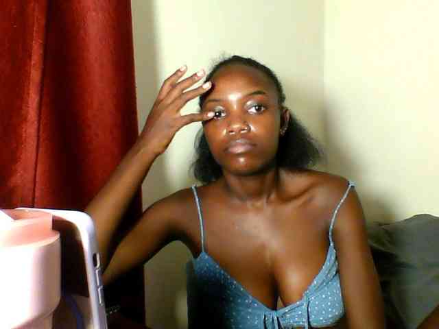 Pinkypetite Pinkypetite