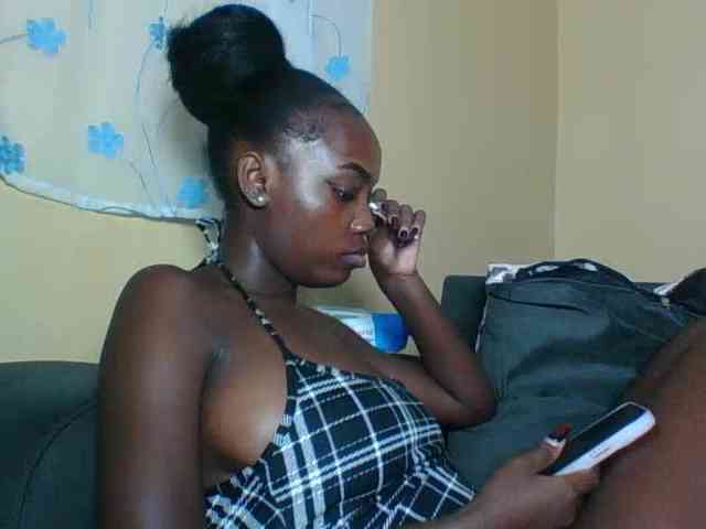 Pinkypetite Pinkypetite