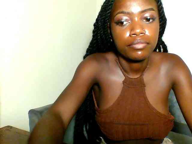 Pinkypetite Pinkypetite