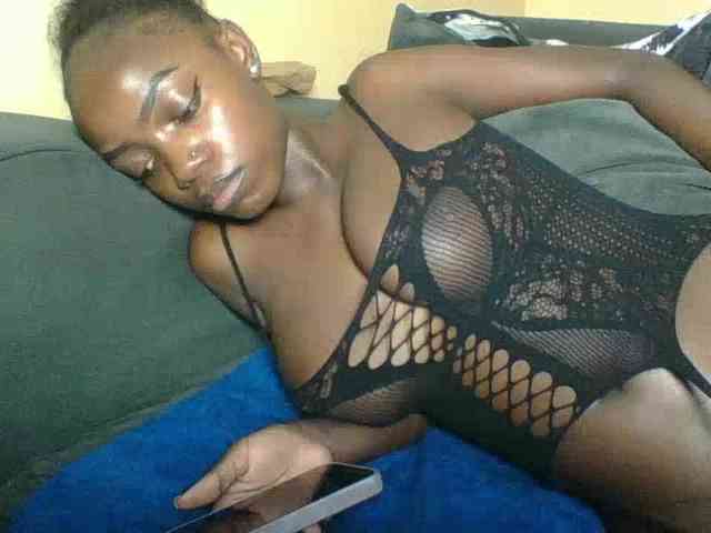 Pinkypetite Pinkypetite