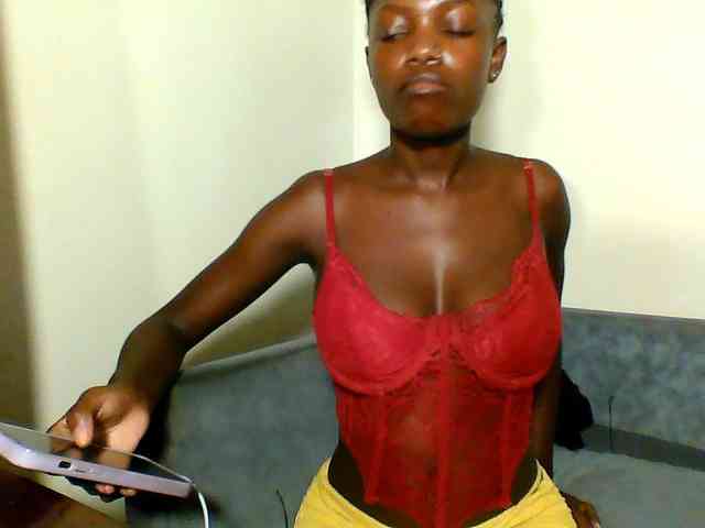 Pinkypetite Pinkypetite