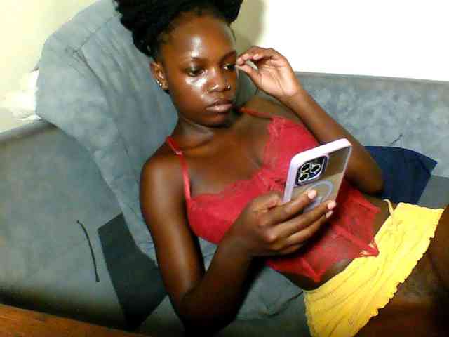 Pinkypetite Pinkypetite