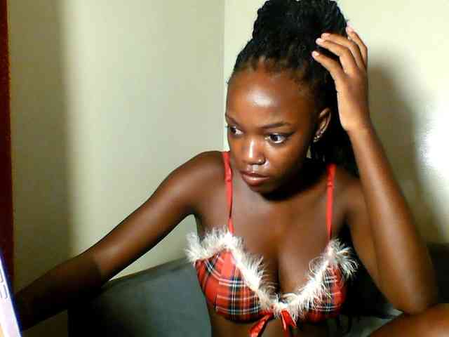 Pinkypetite Pinkypetite