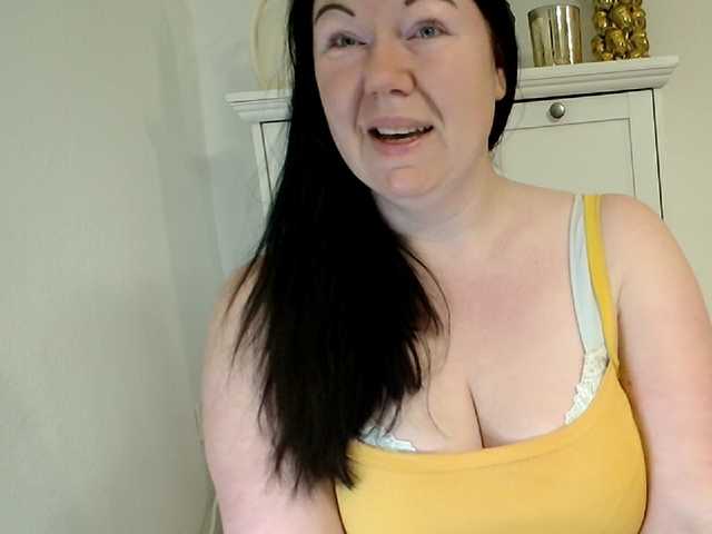 p6w-official's BongaCams show and profile