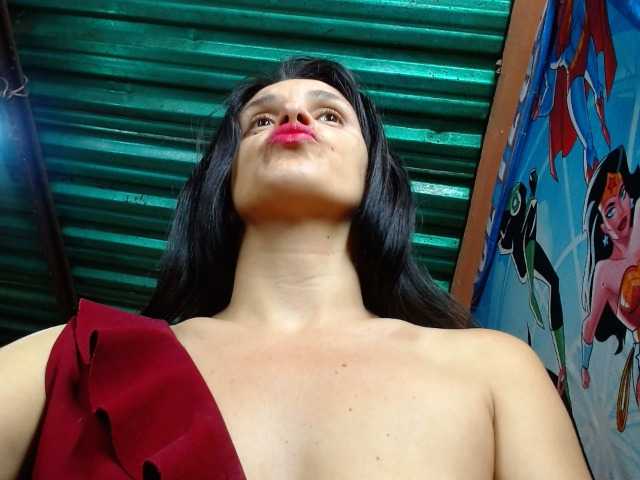 annyluna's BongaCams show and profile