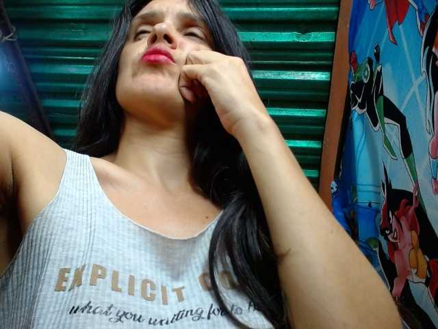 annyluna's BongaCams show and profile