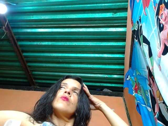 annyluna's BongaCams show and profile