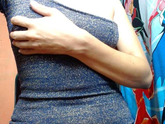 annyluna's BongaCams show and profile