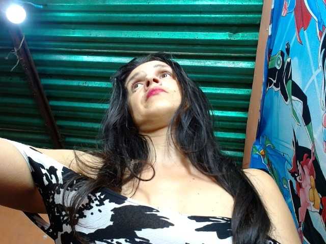 annyluna's BongaCams show and profile