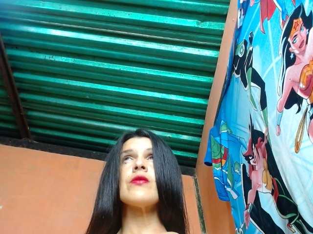 annyluna's BongaCams show and profile