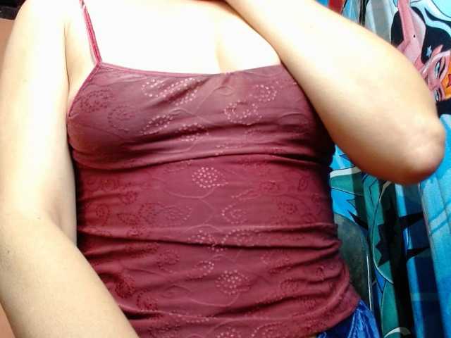 annyluna's BongaCams show and profile