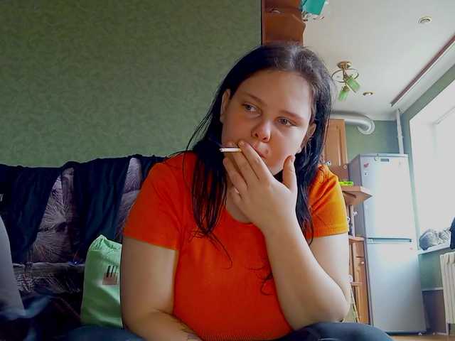 YourSweetPiggy's BongaCams show and profile