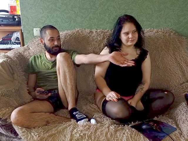 YourSweetPiggy live cam profile