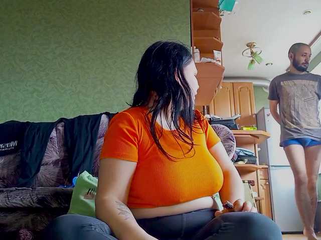 YourSweetPiggy's BongaCams show and profile