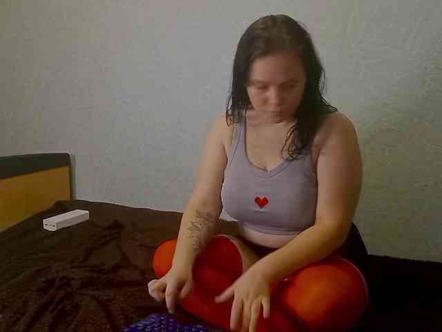 YourSweetPiggy webcam