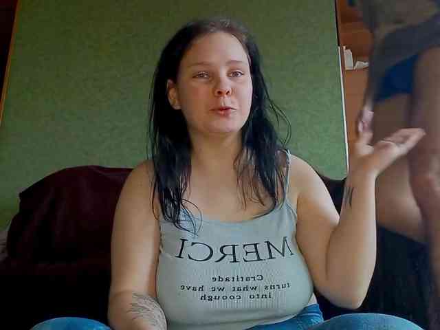 YourSweetPiggy webcam