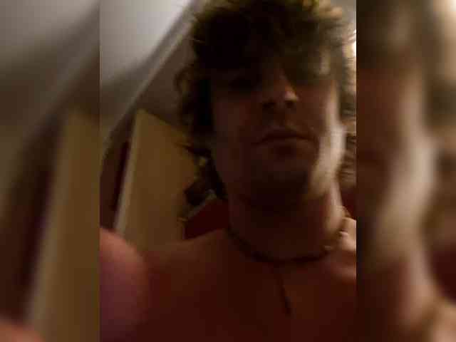 Giandugliotto96 Live Webcam on BongaCams Giandugliotto96 Live Webcam on BongaCams