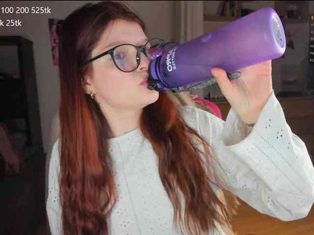 give-me-chance-bebadgirl webcam