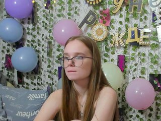Stacey-Kiss Porn Show