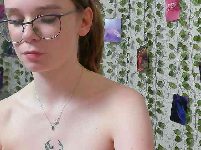 Stacey-Kiss webcam