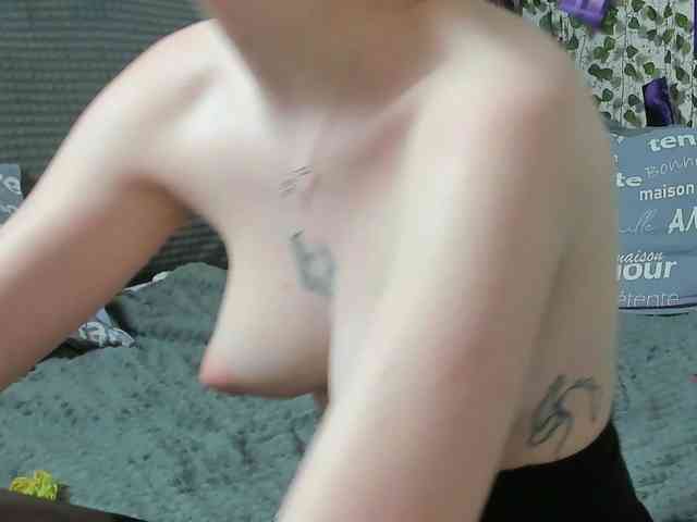 Stacey-Kiss webcam