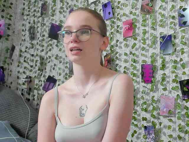 Stacey-Kiss webcam
