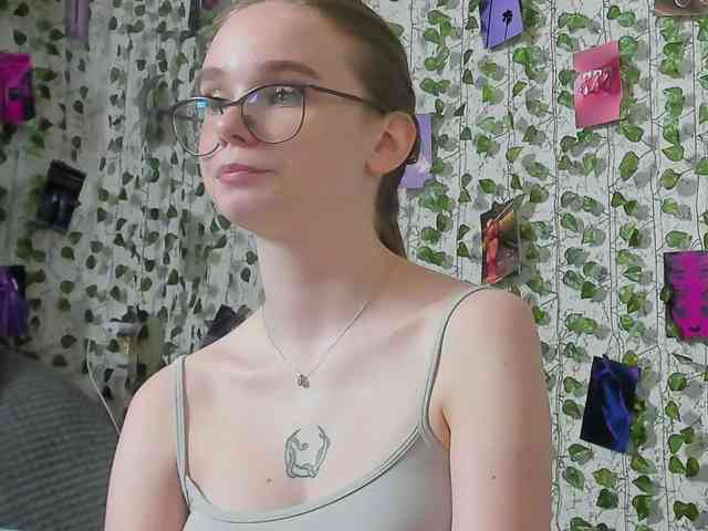 Stacey-Kiss webcam