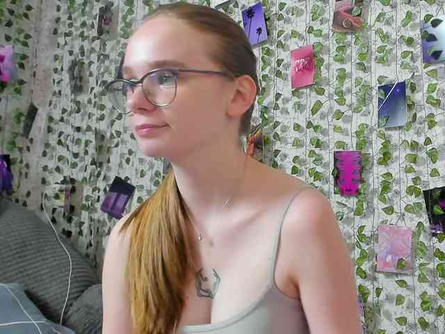 Stacey-Kiss webcam