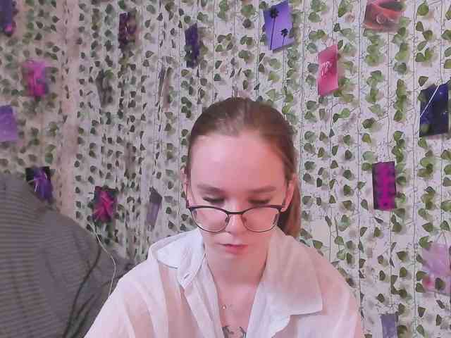 Stacey-Kiss webcam