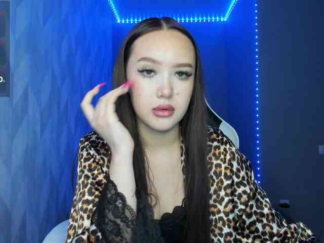 11-Emilia-11 webcam