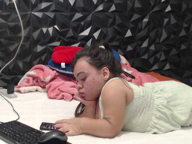 Michelle-brooks's BongaCams show and profile