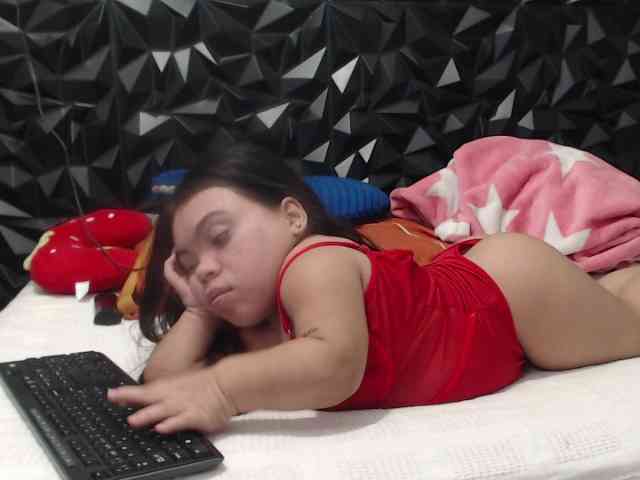 Michelle-brooks webcam