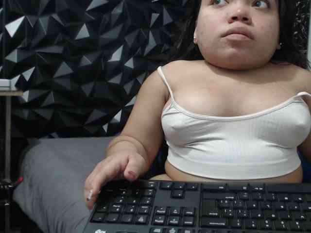 Michelle-brooks webcam