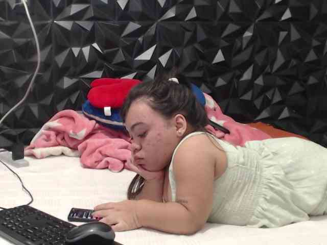 Michelle-brooks webcam