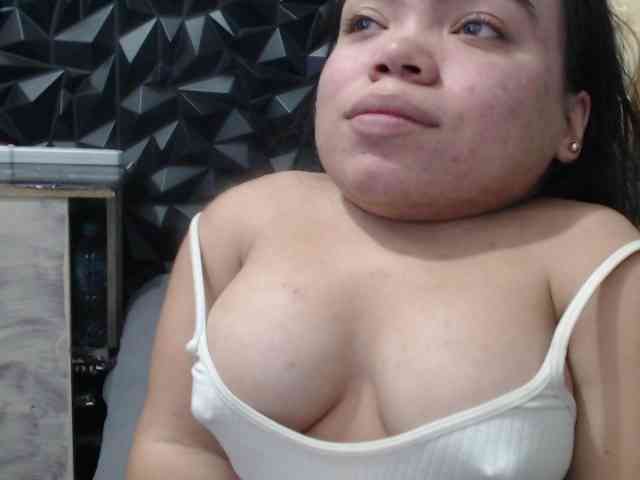 Michelle-brooks webcam